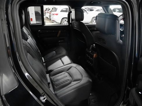 Used 2020 Land Rover Defender 110 X AWD/4WD image 30