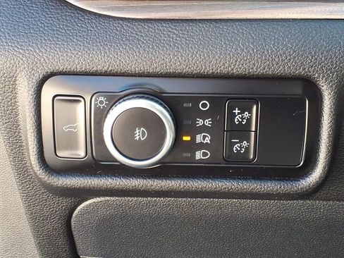 Certified 2023 Ford Explorer Limited image 17