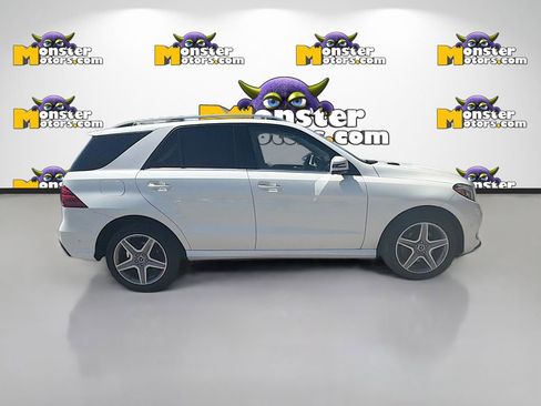 Used 2017 Mercedes-Benz GLE 350 4MATIC image 4