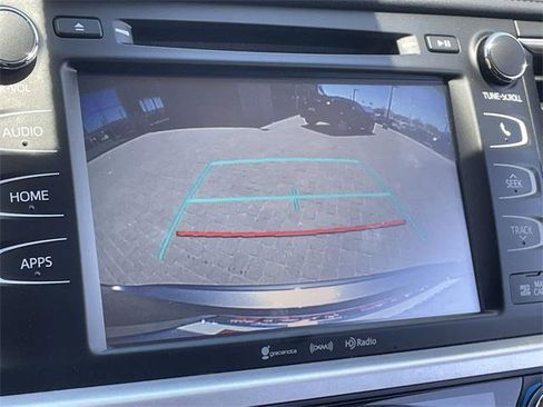 Certified 2019 Toyota Highlander XLE FWD image 30