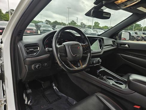 Used 2024 Dodge Durango GT RWD image 15