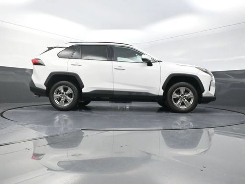 Used 2024 Toyota RAV4 XLE FWD image 38