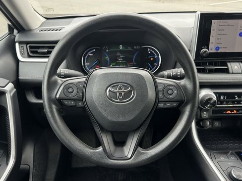 Used 2024 Toyota RAV4 XLE image 12