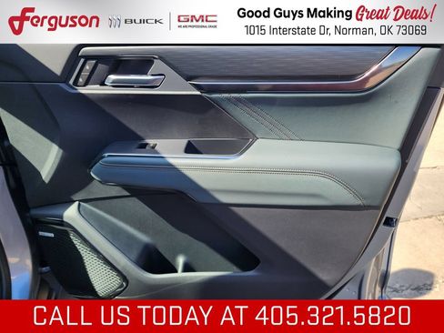 New 2026 GMC Acadia AT4 w/ Luxury Package AWD/4WD image 40