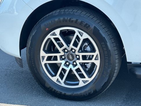 New 2026 Ford Expedition Max Active RWD image 26