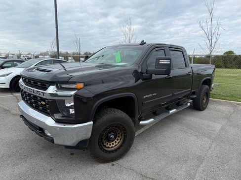 Used 2020 Chevrolet Silverado 2500 LT w/ All Star Edition image 2