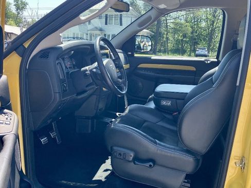 Used 2005 Dodge Ram 1500 Truck 2WD Regular Cab image 16