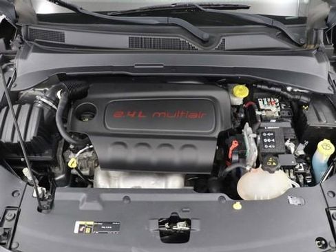 Used 2019 Jeep Compass Limited w/ Safety & Security Group AWD/4WD image 11