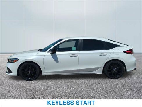 Used 2023 Honda Civic Sport image 10
