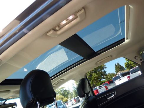 Used 2015 Ford Edge SEL w/ Equipment Group 201A AWD/4WD image 17