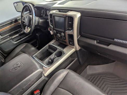 Used 2016 RAM 1500 Laramie w/ Convenience Group image 32