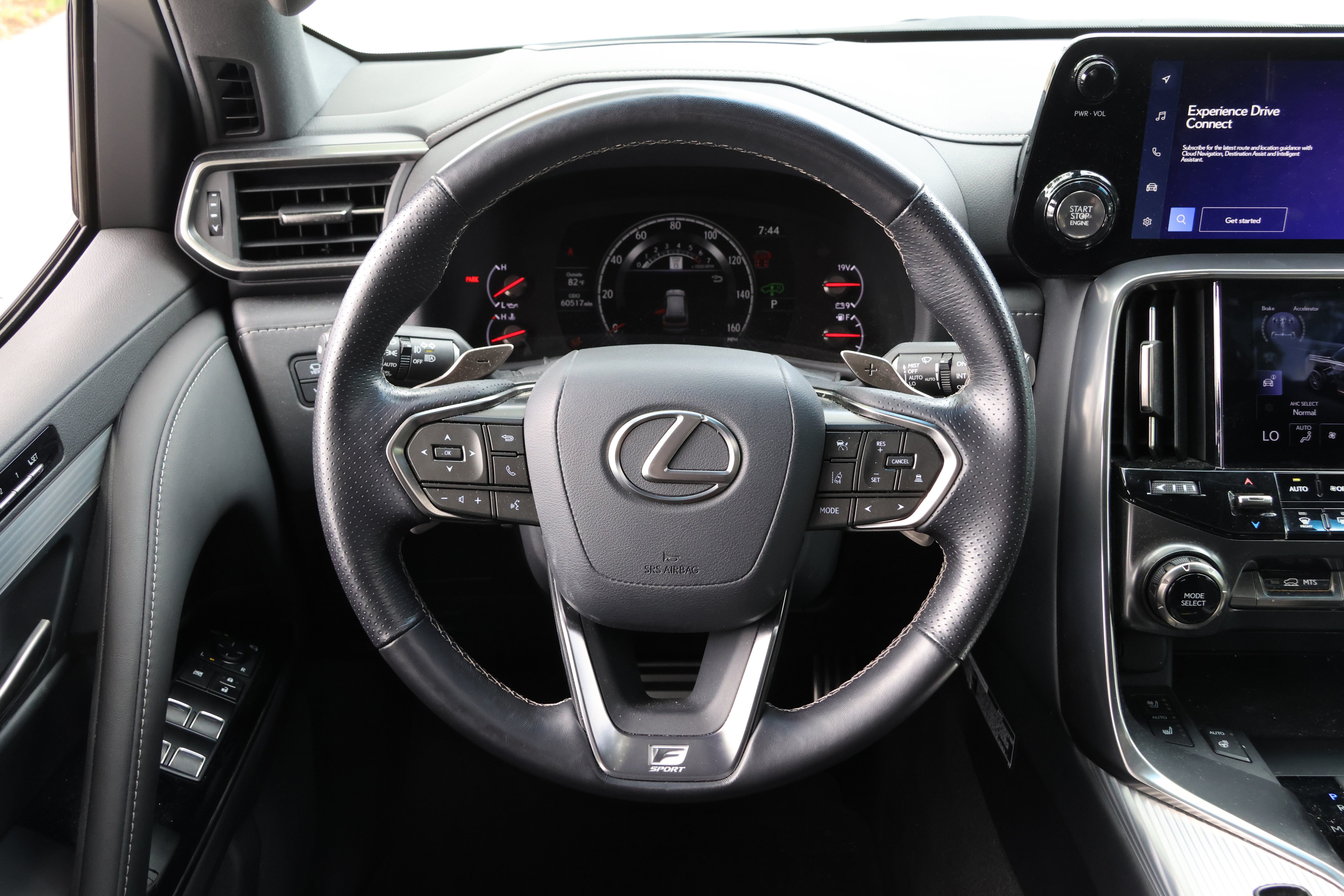 Used 2023 Lexus LX 600 F Sport w/ Accessory Package (Z1) AWD/4WD image 18