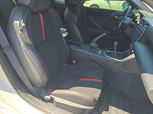 Used 2022 Subaru BRZ Limited RWD image 29