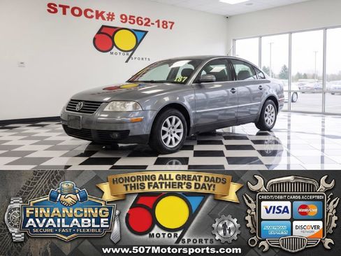 Used 2003 Volkswagen Passat GLS FWD image 1