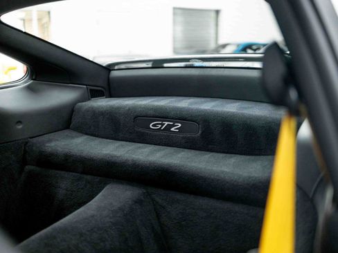 Used 2002 Porsche 911 GT2 RWD image 50