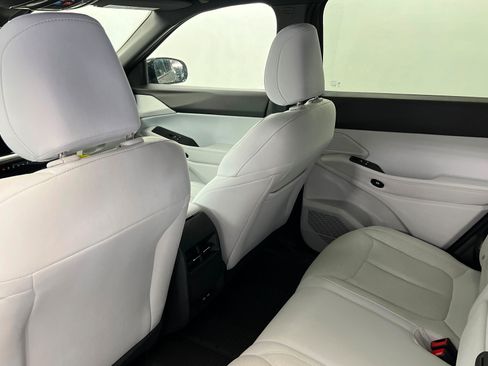 New 2026 Jeep Cherokee Laredo AWD/4WD image 19