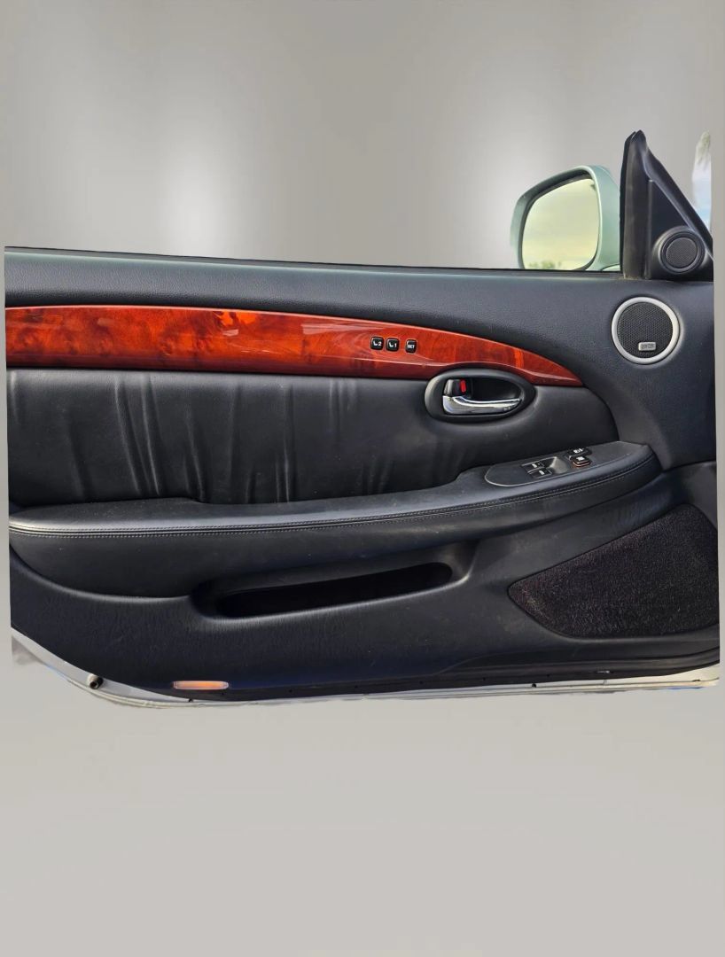 Used 2010 Lexus SC 430 Convertible RWD image 17