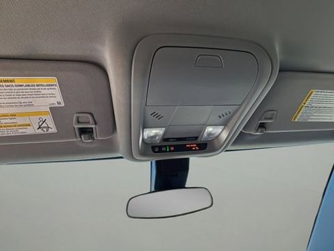 Used 2022 Chevrolet Equinox LT image 27