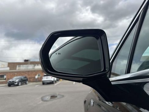 Certified 2024 Cadillac XT5 Premium Luxury w/ LPO, Floor Liner Package image 13