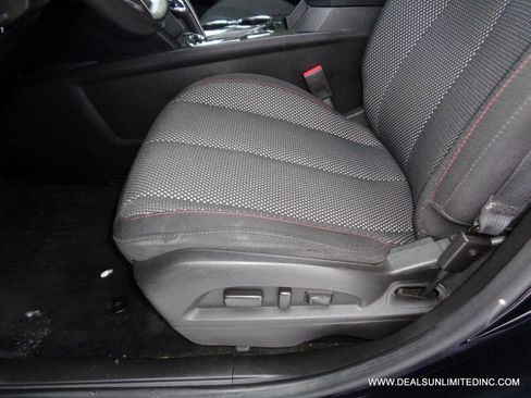 Used 2015 Chevrolet Equinox LT w/ Driver Convenience Package image 7