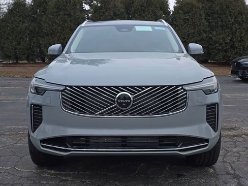 New 2026 Volvo XC90 T8 Plus w/ Protection Package AWD/4WD image 2