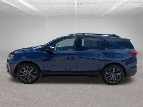 Used 2022 Chevrolet Equinox RS w/ RS Leather Package AWD/4WD image 3