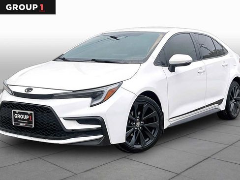 Used 2024 Toyota Corolla SE FWD image 1