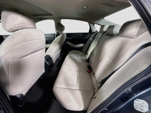 Used 2025 Honda Accord SE image 25