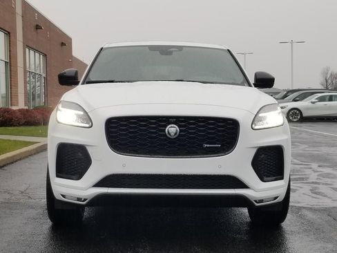 Used 2024 Jaguar E-PACE R-Dynamic SE image 2