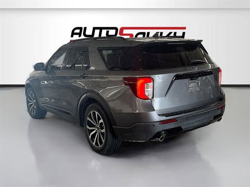 Used 2022 Ford Explorer ST-Line image 5