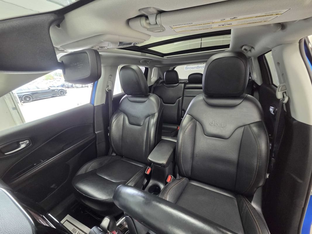 Used 2019 Jeep Compass Limited AWD/4WD image 15