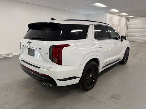 Used 2024 Hyundai Palisade Calligraphy image 6