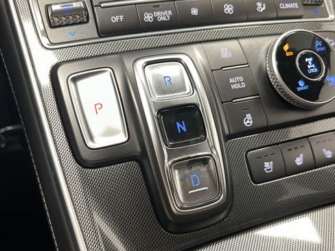 Used 2023 Hyundai Santa Fe Limited AWD/4WD image 19