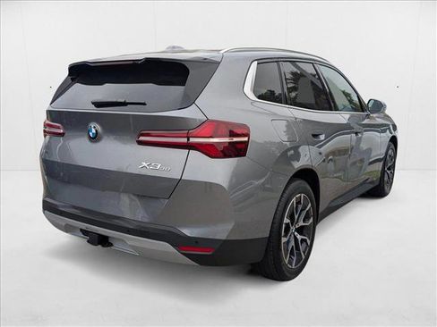 Used 2025 BMW X3 xDrive30i w/ Premium Package image 2