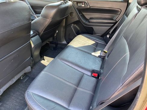 Used 2017 Subaru Forester 2.5i Touring AWD/4WD image 13