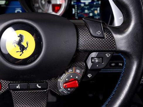 Certified 2022 Ferrari F8 Tributo RWD image 40