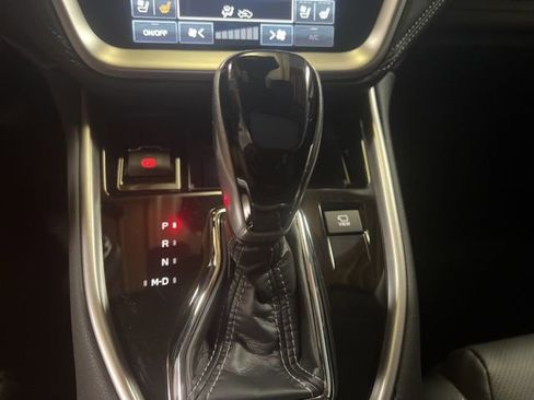 Used 2025 Subaru Outback Touring XT w/ Popular Package #2 image 31