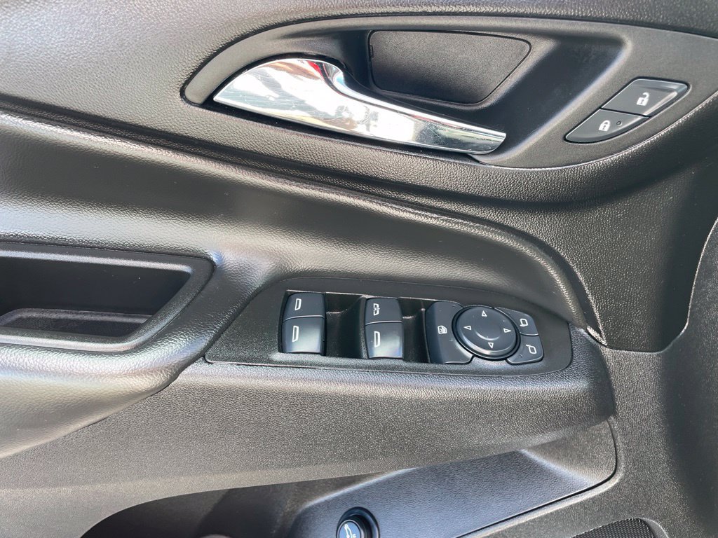 Used 2024 Chevrolet Equinox LT AWD/4WD image 18