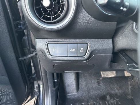 Used 2020 Kia Forte LXS image 19