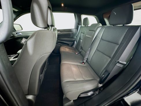 Used 2021 Jeep Grand Cherokee Freedom Edition RWD image 26