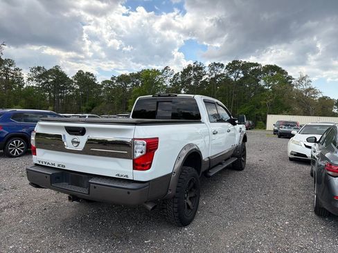 Used 2019 Nissan Titan Platinum Reserve w/ Platinum Utility Package image 6