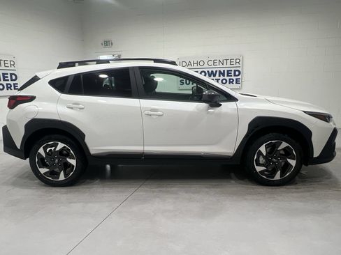 Certified 2025 Subaru Crosstrek 2.5i Limited w/ Crosstrek Mirror Package AWD/4WD image 9