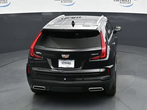 Used 2024 Cadillac XT4 Premium Luxury FWD image 23