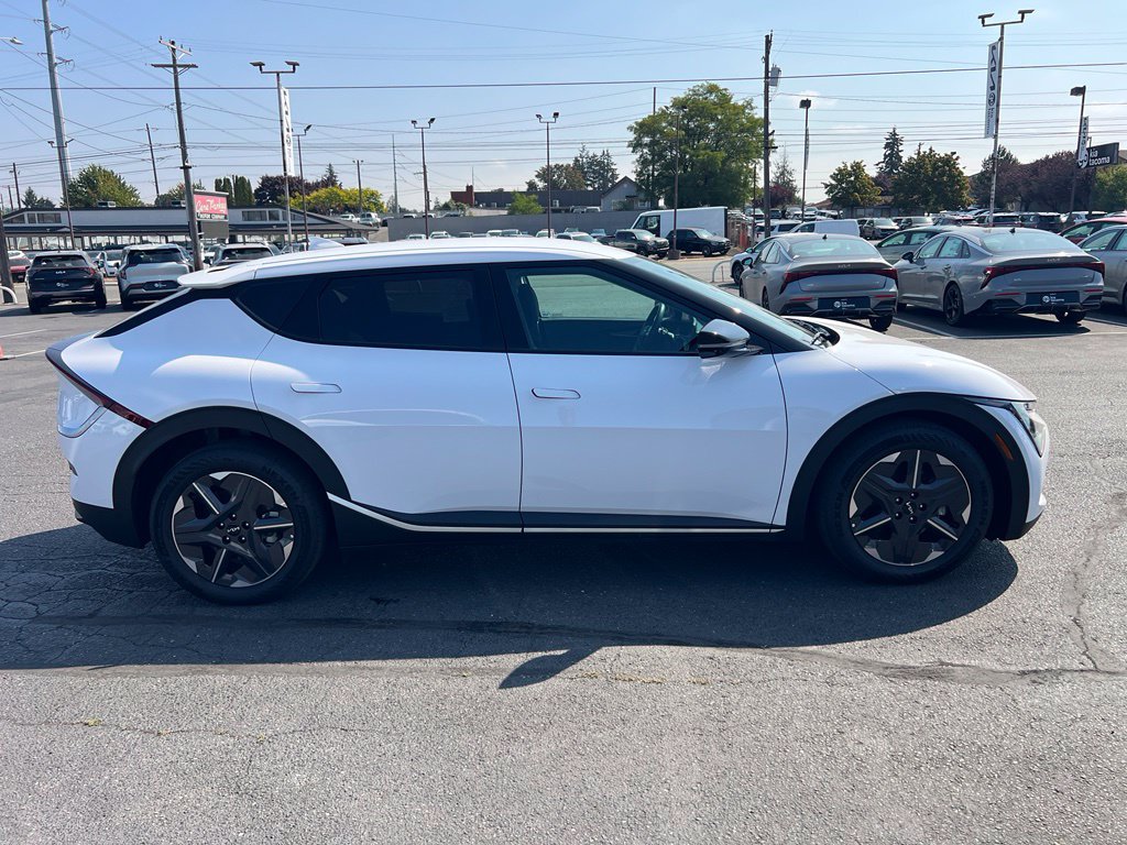 Certified 2025 Kia EV6 Light RWD image 6