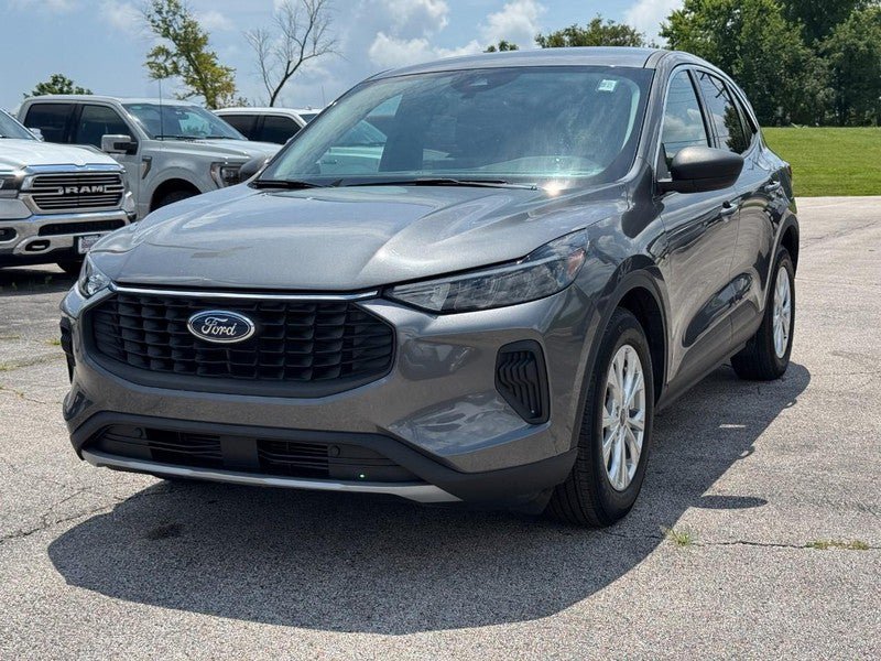 Used 2023 Ford Escape Active w/ Tech Pack #1 FWD image 8