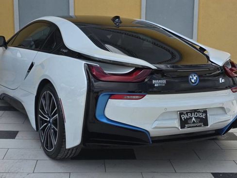 Used 2019 BMW i8 Coupe AWD/4WD image 11