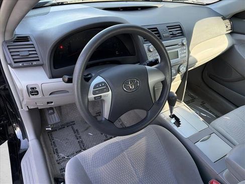 Used 2011 Toyota Camry LE image 13