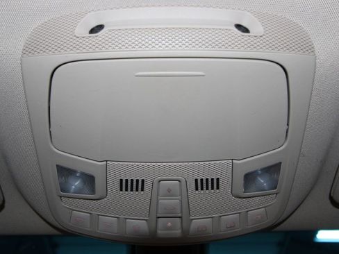 Used 2016 Lincoln MKX Reserve w/ Technology Package image 19