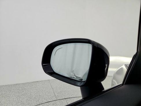 New 2026 Volvo XC60 B5 Plus w/ Climate Package image 17