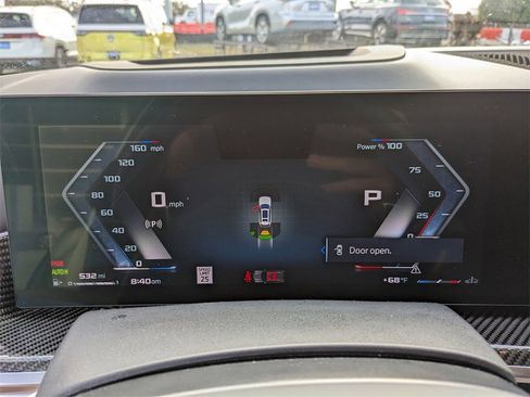 Used 2024 BMW X7 M60i w/ Executive Package image 28